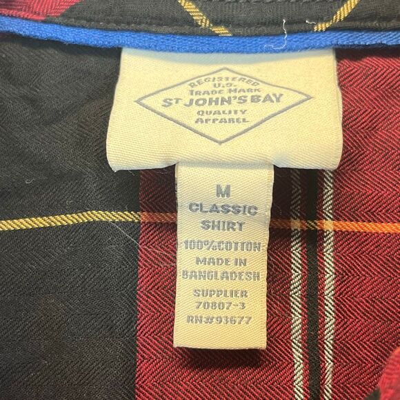 ST. JOHN’S BAY Women’s Classic Shirt Medium Red Plaid Long Sleeve Cotton NWT NEW - Picture 5 of 13